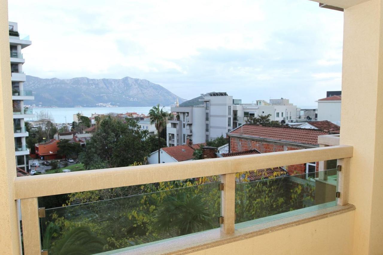 Luxury Apartment Big Blue Budva Exterior photo